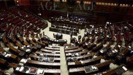 Partite Iva, contributi congelati anche nel 2016