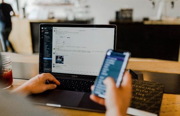 Le migliori destinazioni italiane per pensionati da visitare comodamente con un'auto a noleggio