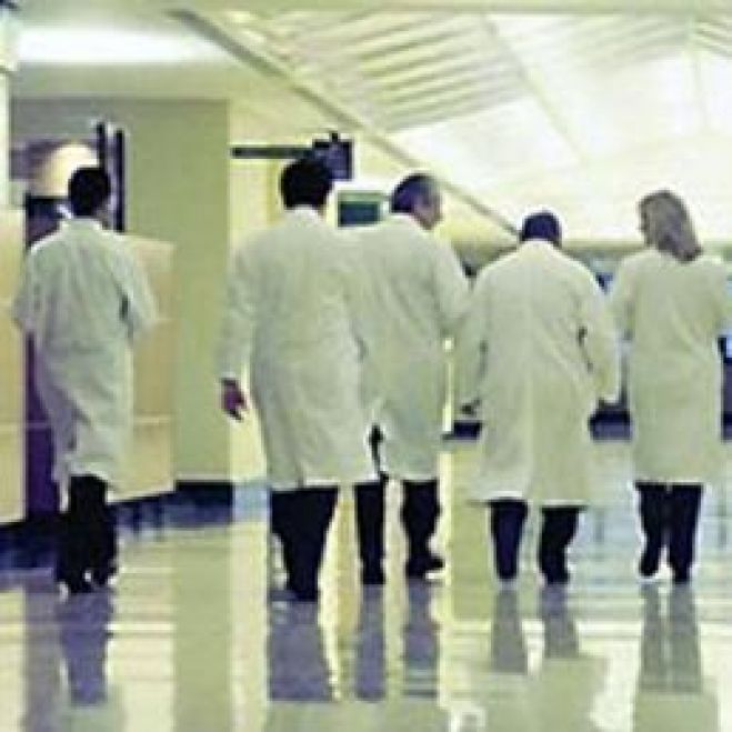 Sanità, arriva la stretta sugli esami inutili. Sanzioni anche ai medici