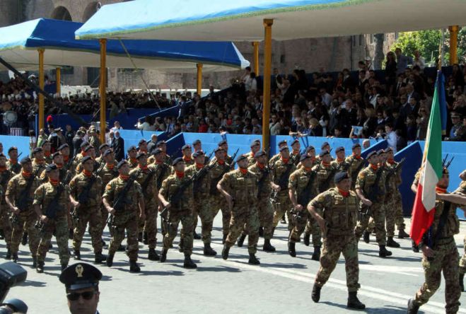 Militari, Ok alla costituzione di associazioni sindacali. Ecco cosa Cambia