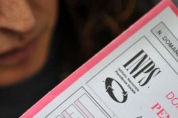 Pensioni, l'et&agrave; pensionabile slitta di altri cinque mesi dal 2019