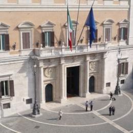 Pensioni, prepensionamento sino a 7 anni per gli esodati bancari