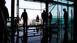 Disoccupati, per i "senior" scatta il dimezzamento dei contributi